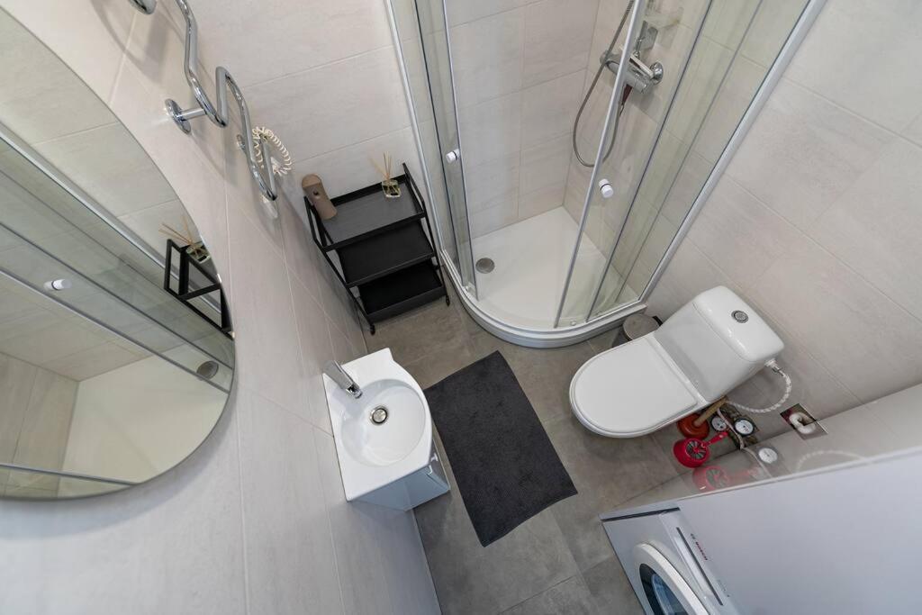 Central 2 Bd Apartment By Hostlovers Kaunas Buitenkant foto